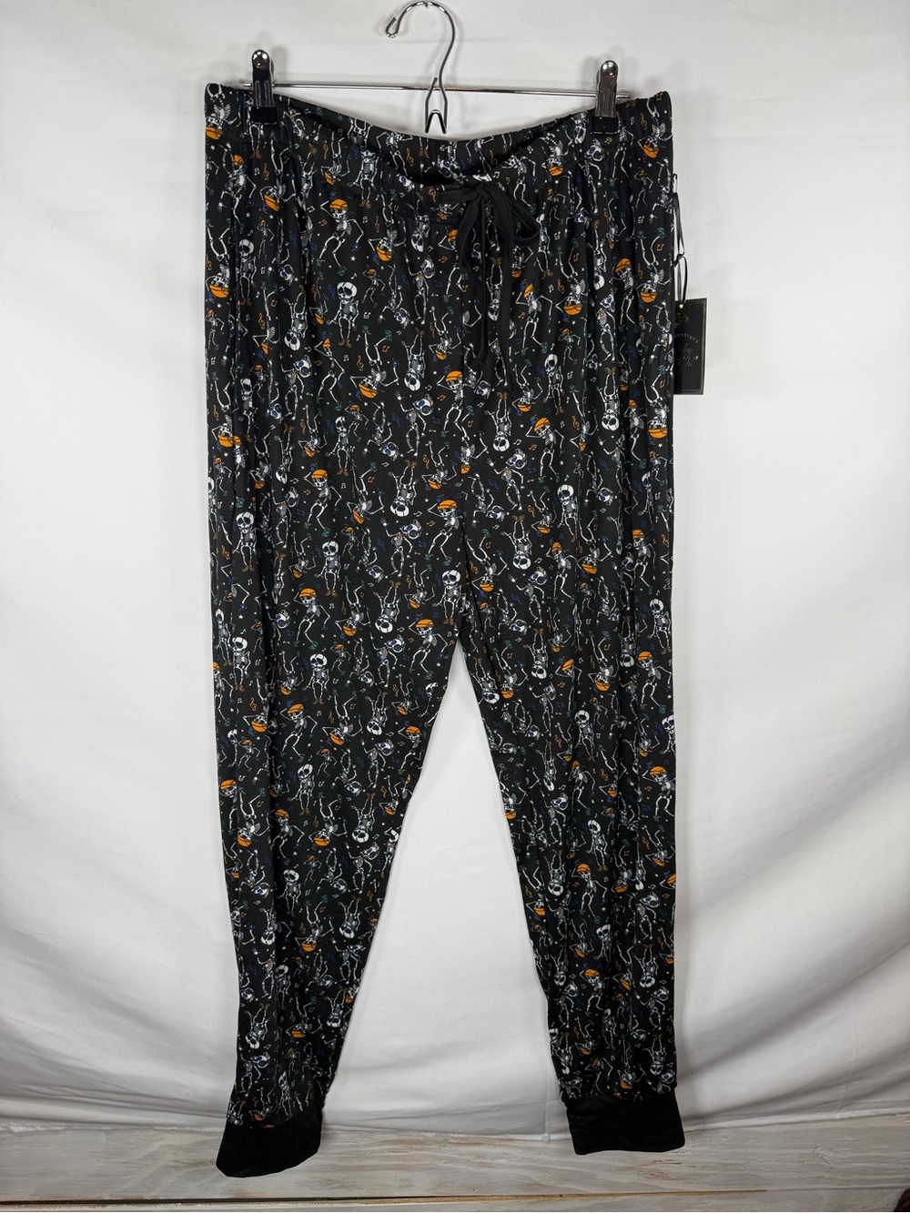 Spooky Night Dancing Skeleton Pajama Pants Large NWT Halloween Joggers Pockets